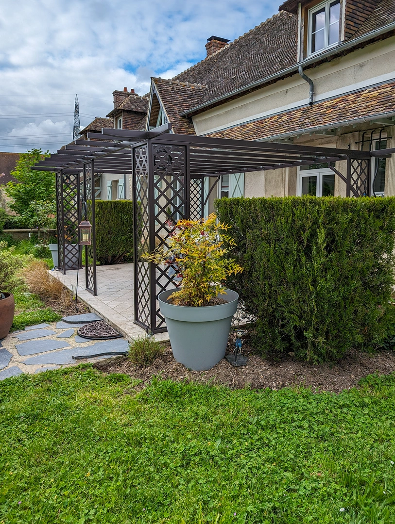 SJ Menuiserie-Métallerie Hacult - Menuisier et métallier dans l'Eure, l'Eure-et-Loir, et les Yvelines