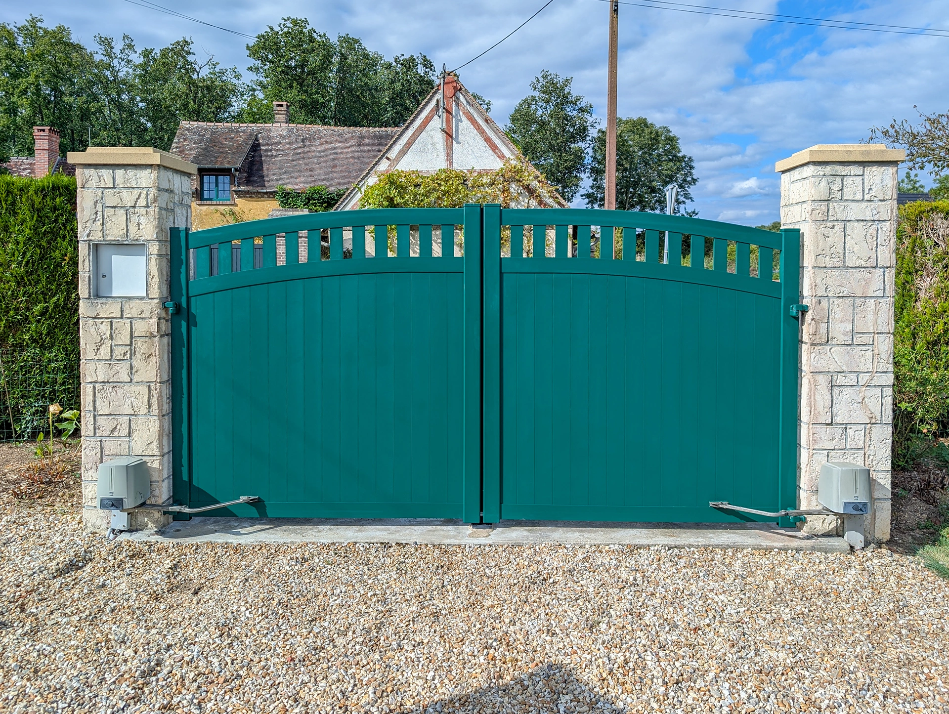 SJ Menuiserie-Métallerie Hacult - Menuisier et métallier dans l'Eure, l'Eure-et-Loir, et les Yvelines