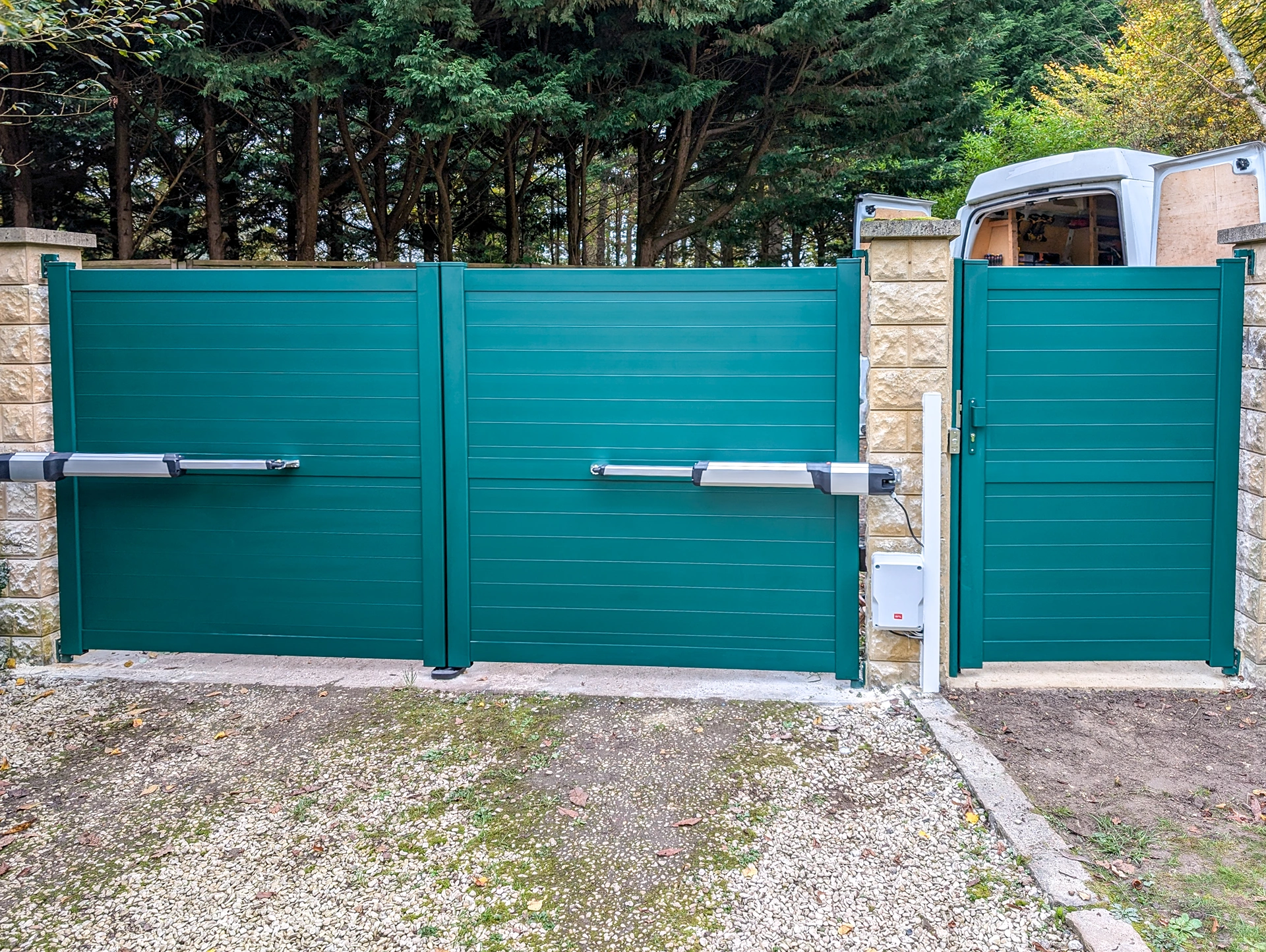 SJ Menuiserie-Métallerie Hacult - Menuisier et métallier dans l'Eure, l'Eure-et-Loir, et les Yvelines