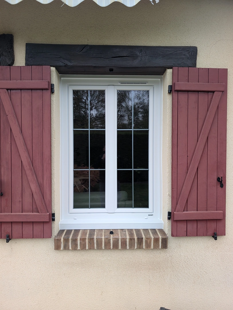 SJ Menuiserie-Métallerie Hacult - Menuisier et métallier dans l'Eure, l'Eure-et-Loir, et les Yvelines