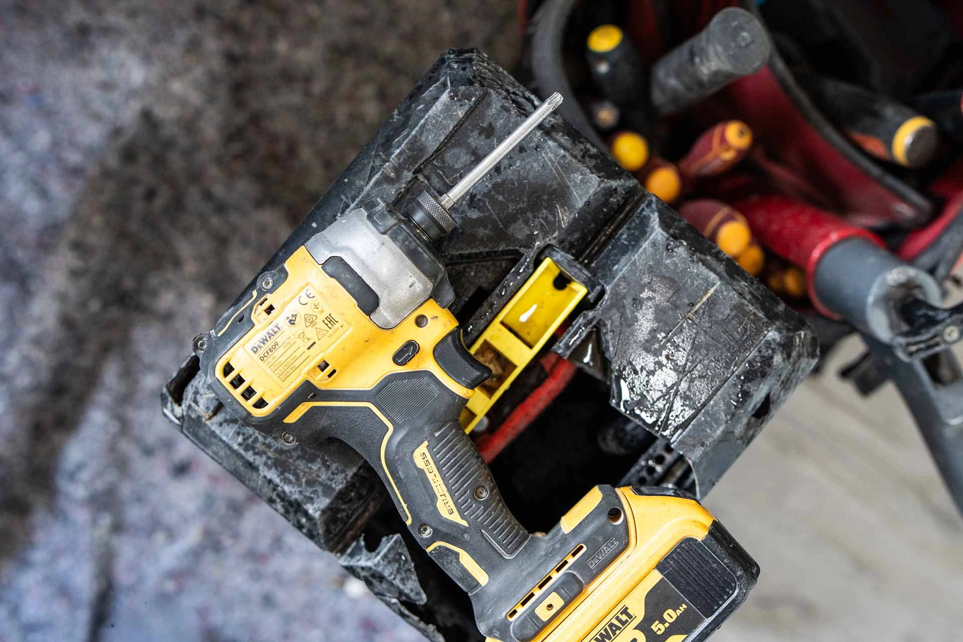 SJ Menuiserie-Métallerie Hacult - Menuisier et métallier dans l'Eure, l'Eure-et-Loir, et les Yvelines