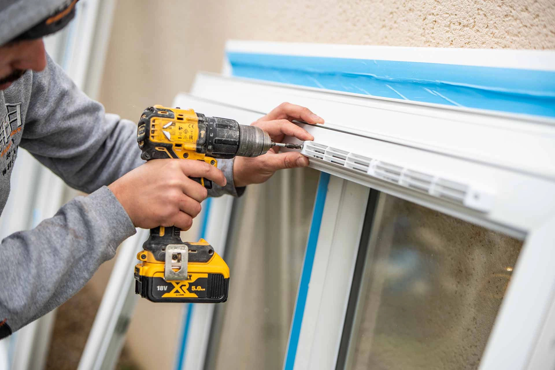 SJ Menuiserie-Métallerie Hacult - Menuisier et métallier dans l'Eure, l'Eure-et-Loir, et les Yvelines